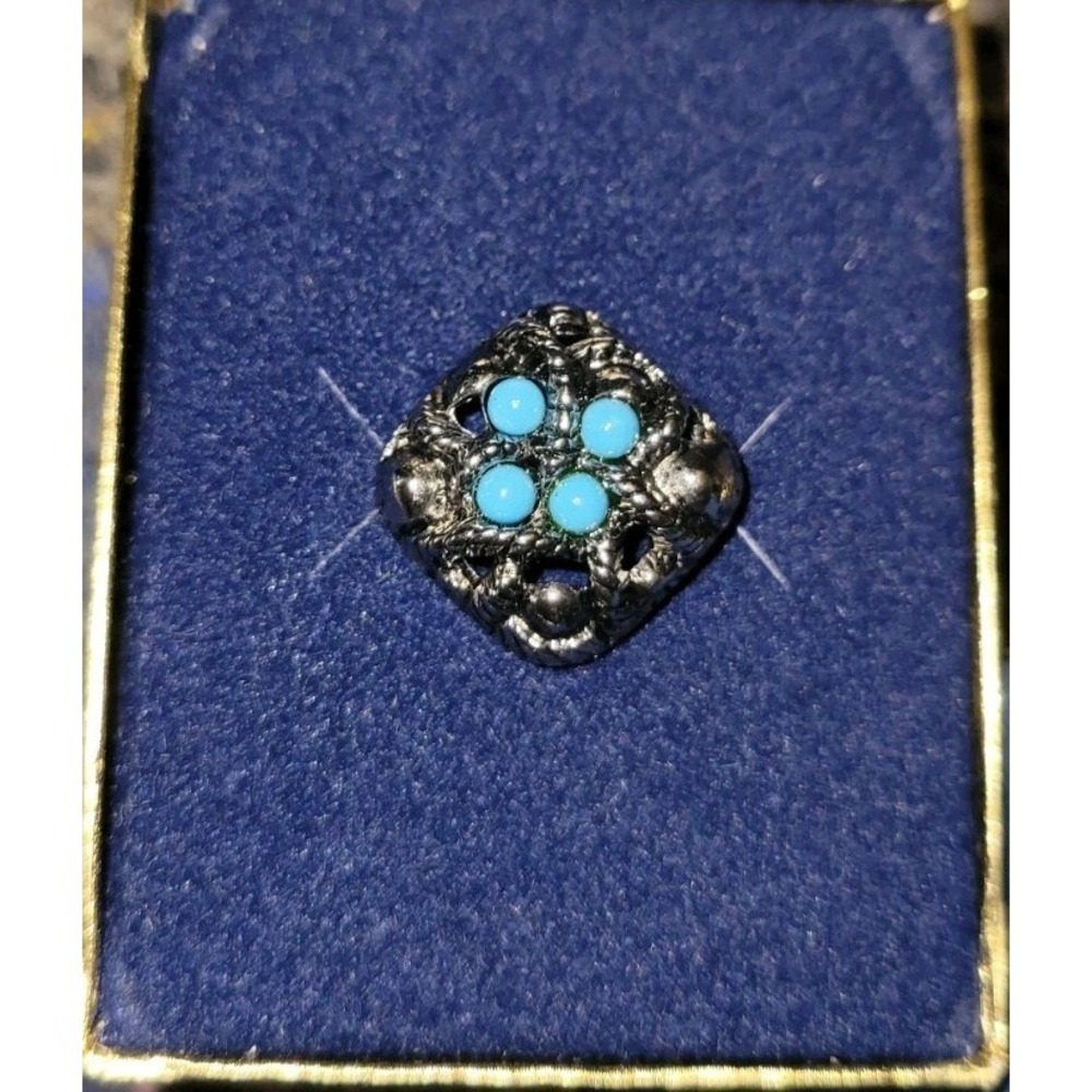 Avon 1970's Ring Silver and Turquoise. Small Fashion Costume Jewelry. NIB